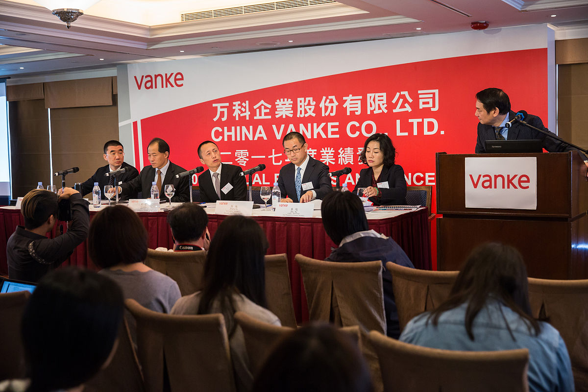 一、营业总收入	76180448000	64826615000其中：营业收入	76180448000	64826615000利息收入	0	0已赚保费	0	0手续费及佣金收入	0	0二、营业总成本	61976110000	47987418000其中：营业成本	57216996000	43930699000利息支出	0	0手续费及佣金支出	0	0退保金	0	0赔付支出净额	0	0提取保险合同准备金净额