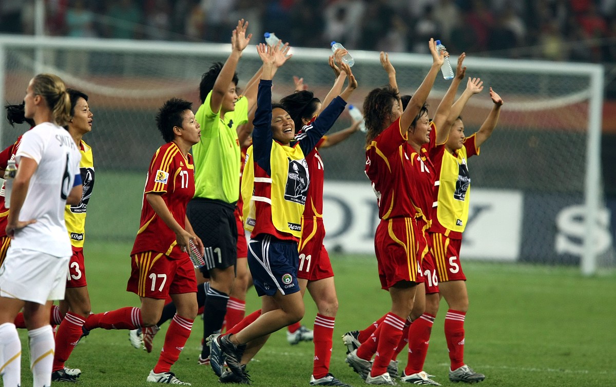 2007年9月20日,中国天津,女足世界杯d组比赛,中国队对阵新西兰队.中国