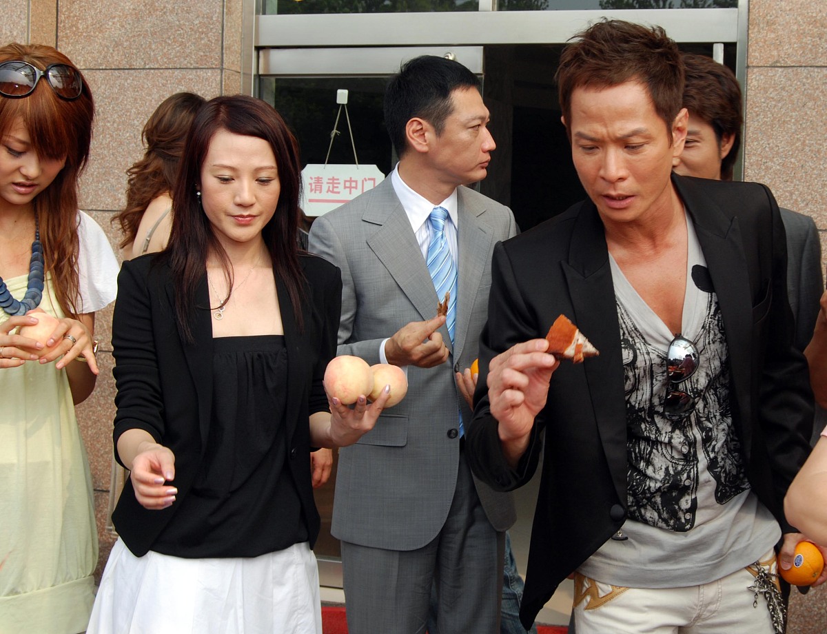 (摄影师要求:禁止网站下载,<strong>谢谢</strong>合作)    2007年7月17日,上海,电视