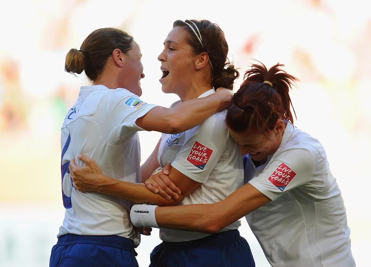 2011年6月27日,德国沃尔夫斯堡,2011女足世界杯b组,墨西哥vs英格兰.**
