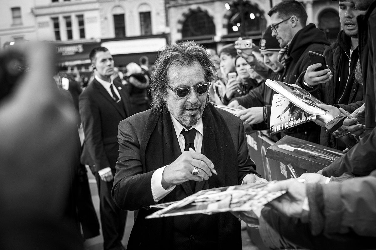 从新闻专业学生视角看《普利策传》:一代新闻大亨的传奇与新闻业的未来 从新闻专业学生视角看《普利策传》:一代新闻大亨的传奇与新闻业的未来