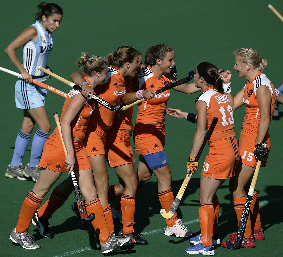 madrid, spain - october 06:  the netherlands' players celebrate 