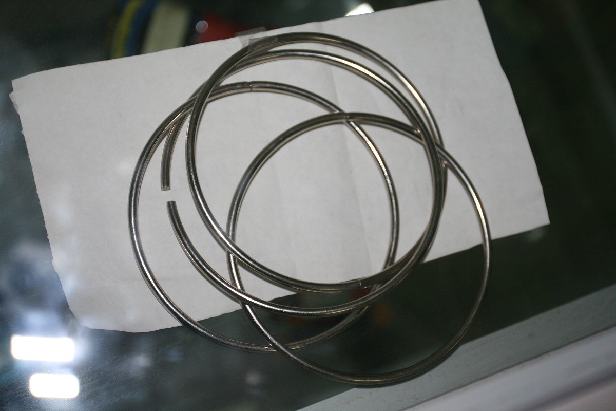 内滤式除尘器滤袋进口用什么卡箍最好？