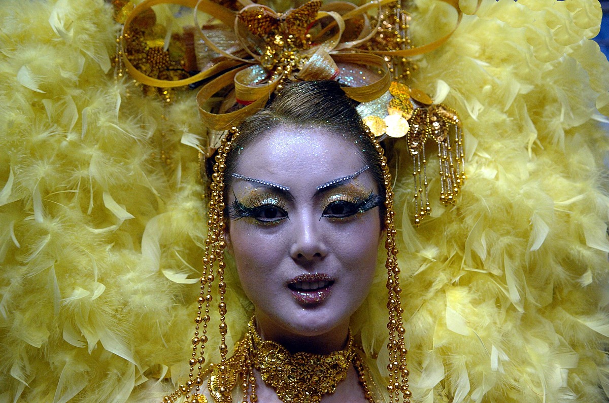 2006年10月11日,2006年中国美发美容技能大赛总决赛暨第31届亚洲发型