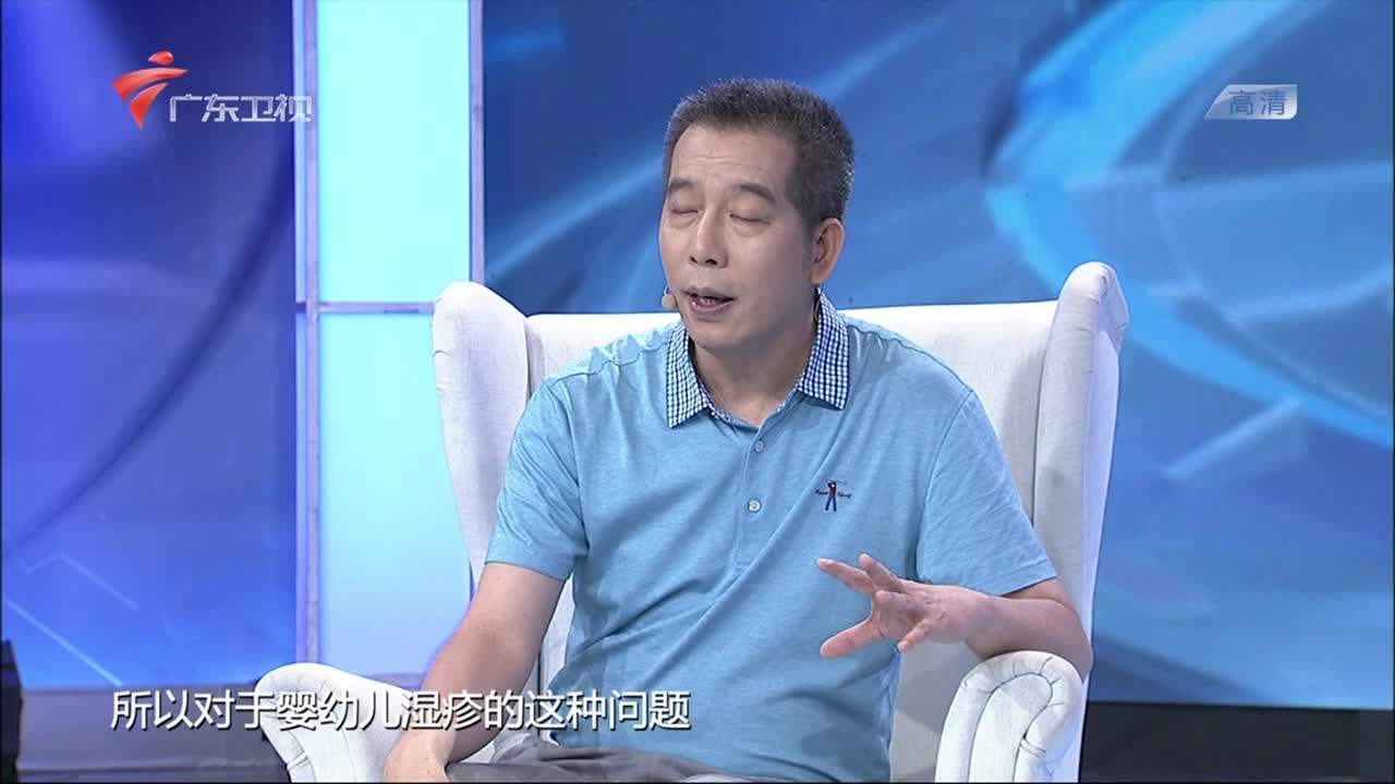 [图]宝妈担心孩子过敏,学会正确抚摸入睡的孩子,能有效减少过敏几率