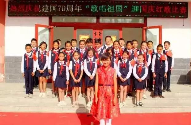 我愛你中國!新疆各族婦女姐妹向祖國母親深情告白!