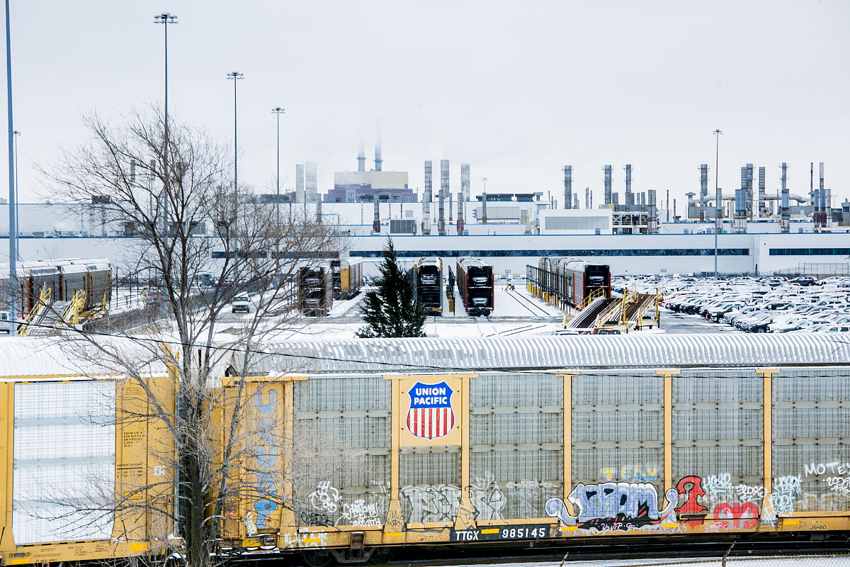 张家口新名人中等职业学校2021年招生简章 - 培养实践能力，成就未来梦想