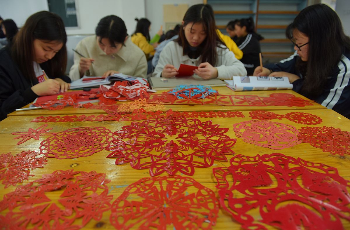 湖北财税职业学院会计专业怎么样？优势、劣势及就业前景分析