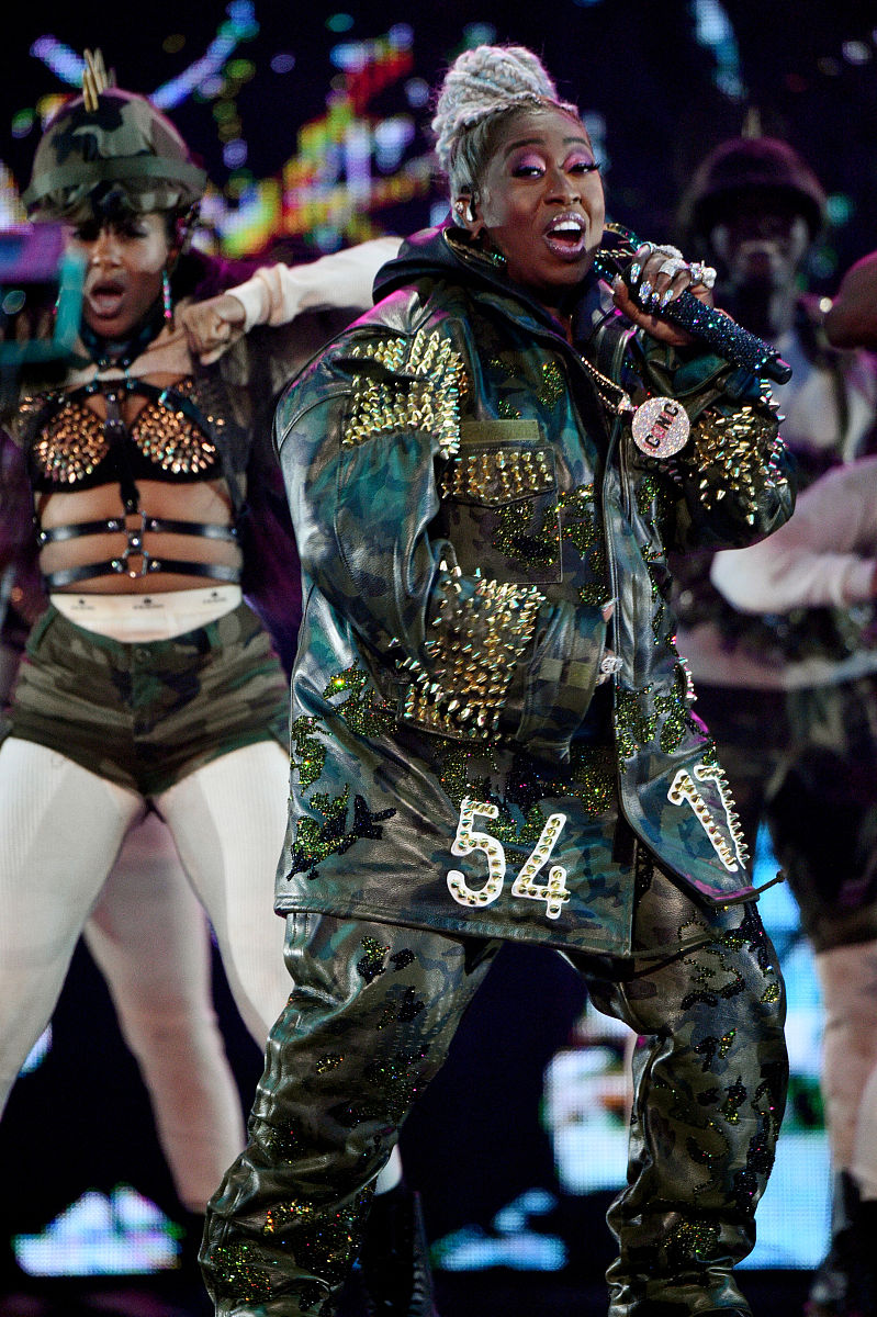 WWE 1538：Rollins使出'黑暗之刃'! 幽默解说带你看'狂派'如何卫冕美国冠军