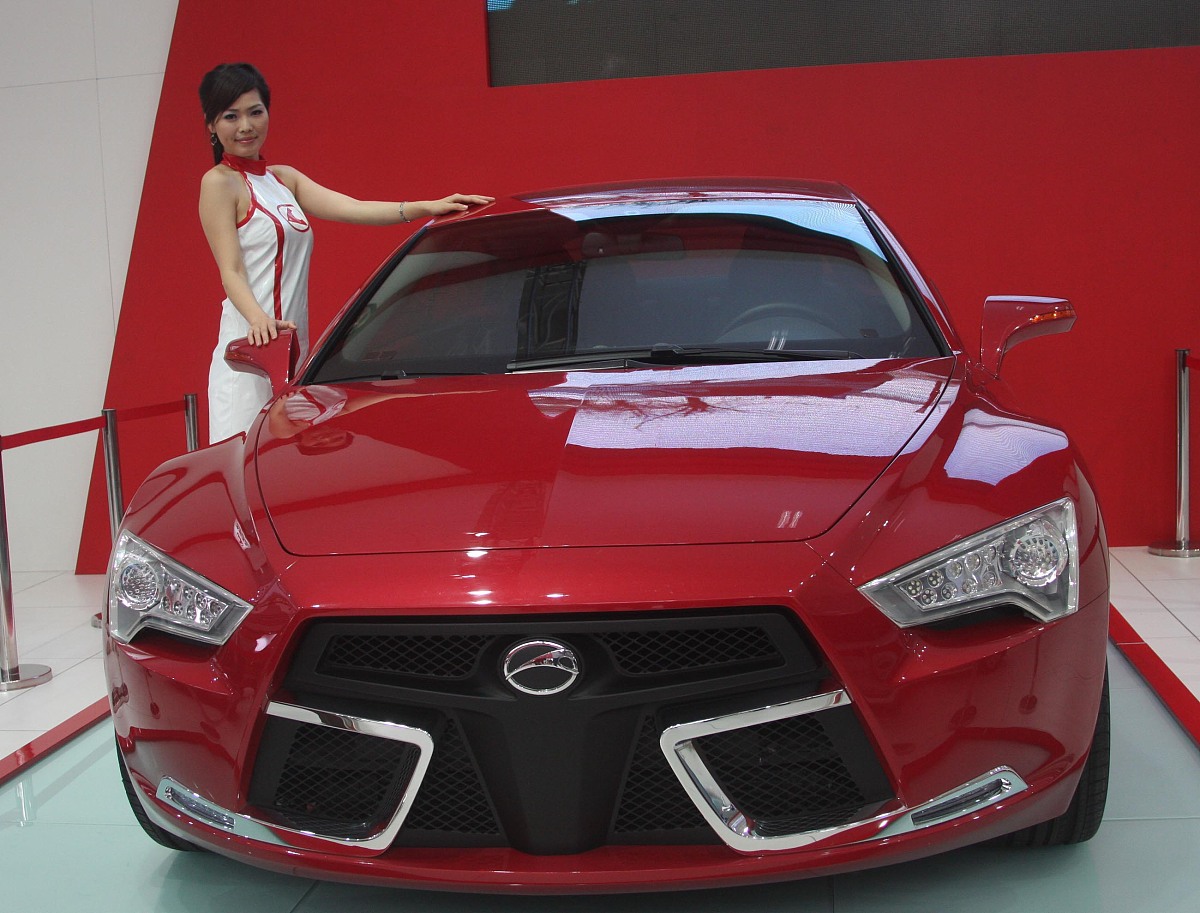 湖南汽车工程职业学院汽车技术服务与营销专业怎么样？就业前景分析