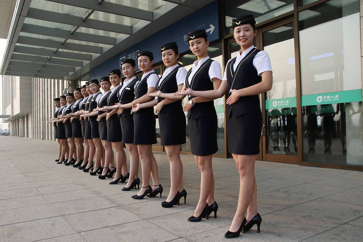 四川仪表工业学校高速铁路客运乘务专业招生简介 - 培养高铁乘务精英