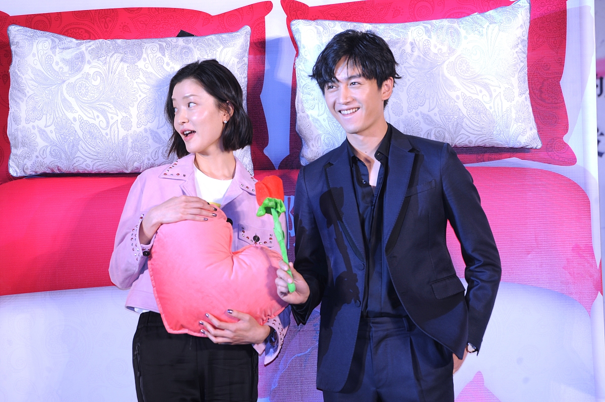 小鲜肉的魅力让40多岁的大妈无从招架的是什么电影