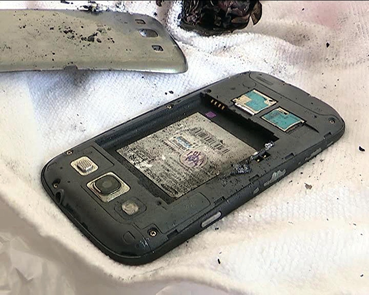 苹果手机爆炸