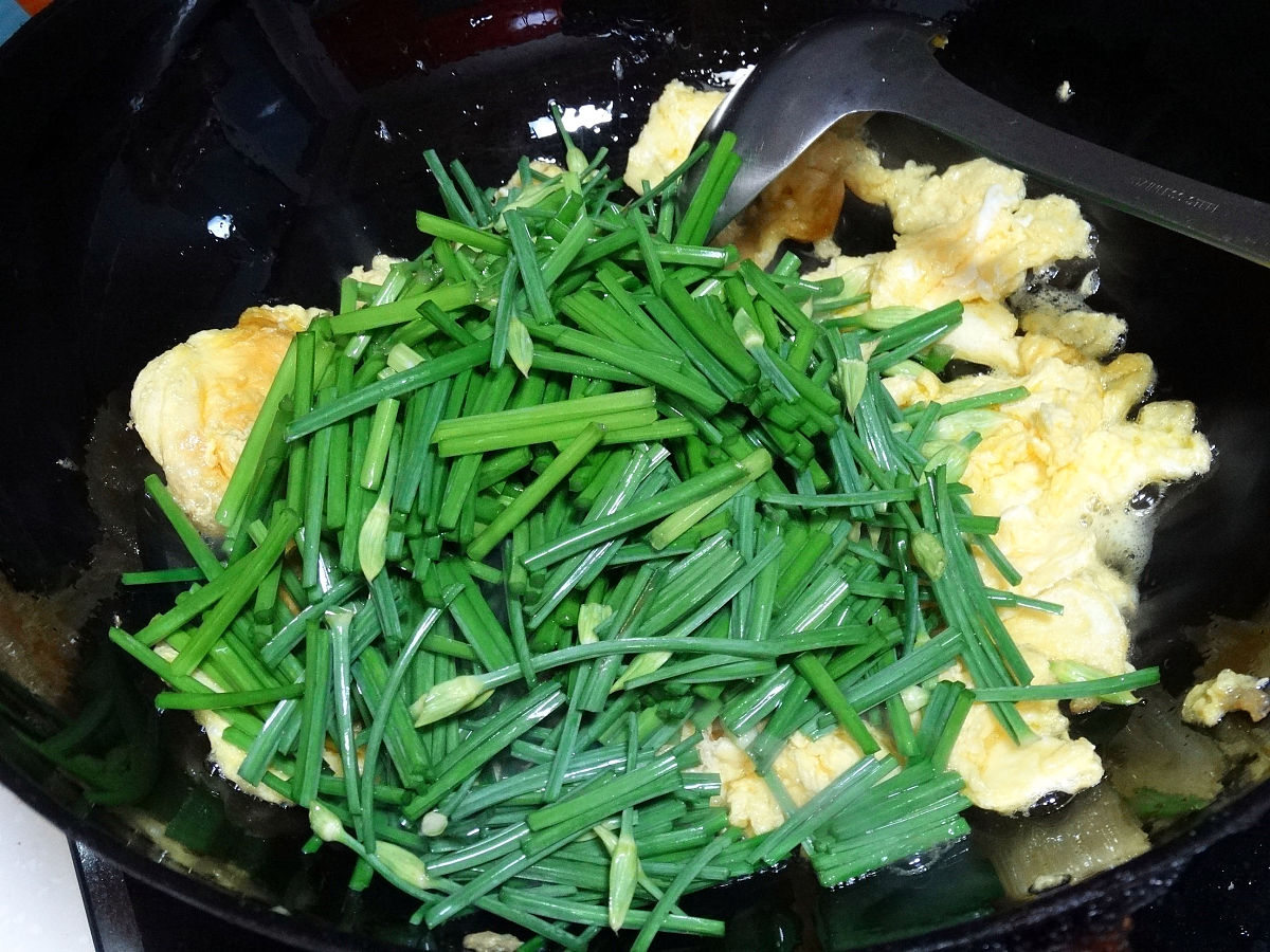 鸭蛋炒韭菜的副作用，