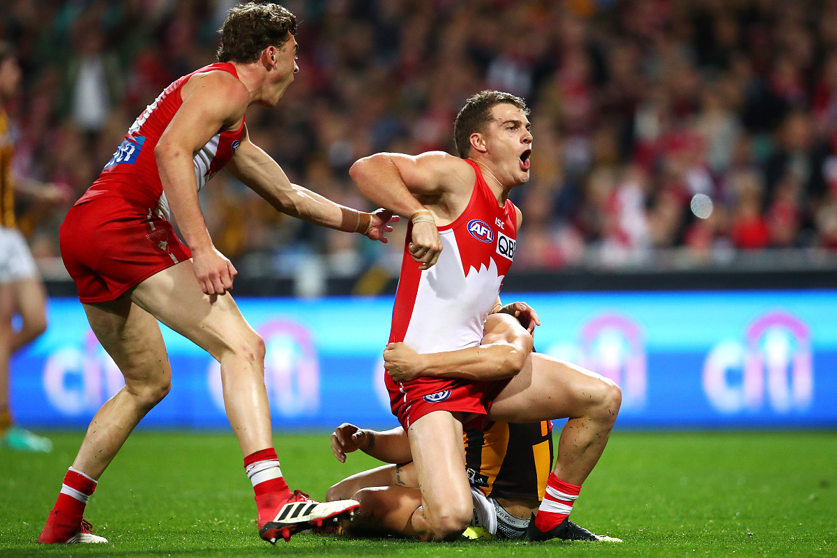 sydney, australia - august 25:  tom papley of the swans celebrat