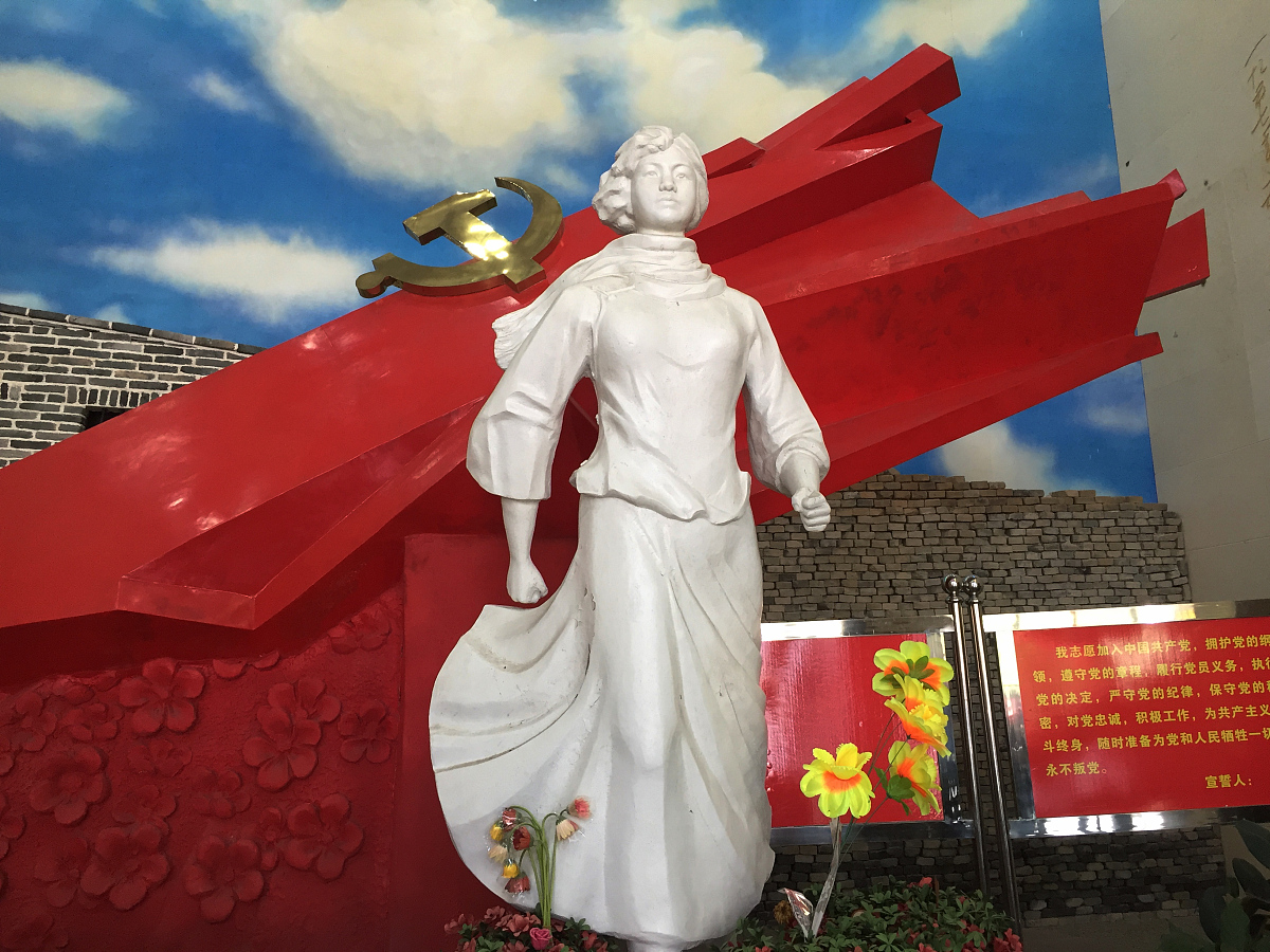 ***_***2018年10月4日,湖南长沙杨开慧镇,杨开慧纪念馆,杨开慧塑像.