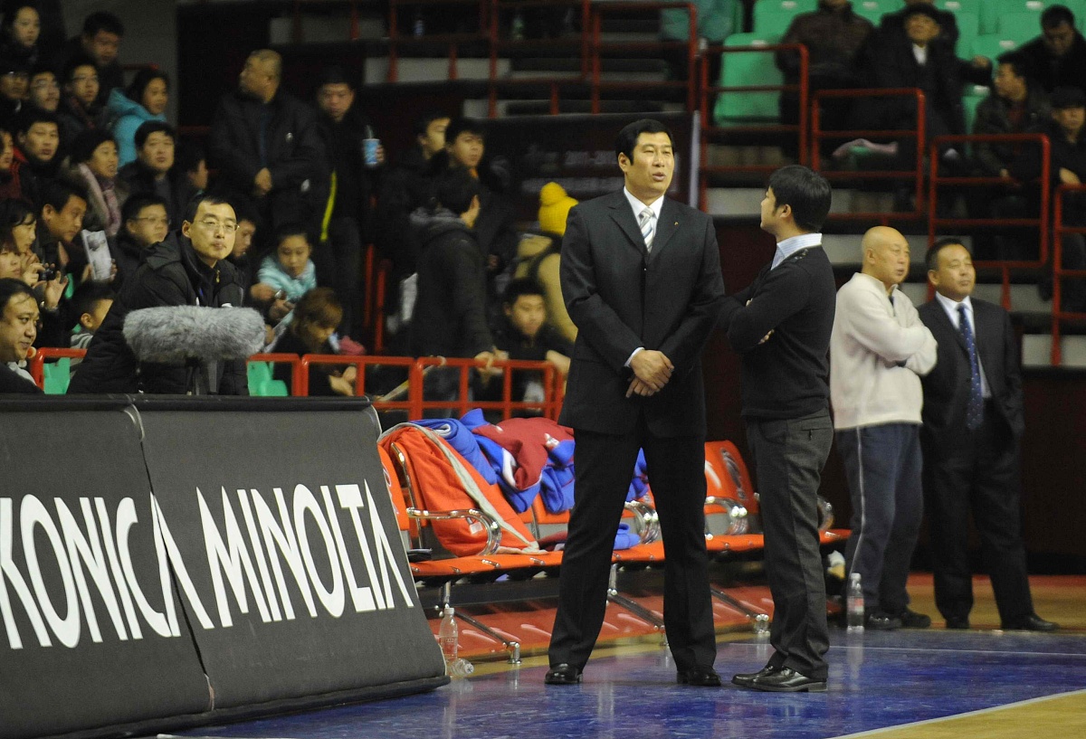 2011年12月25日,本溪,11/12cba第16轮,辽宁衡业vs八一富邦.辽宁新主帅