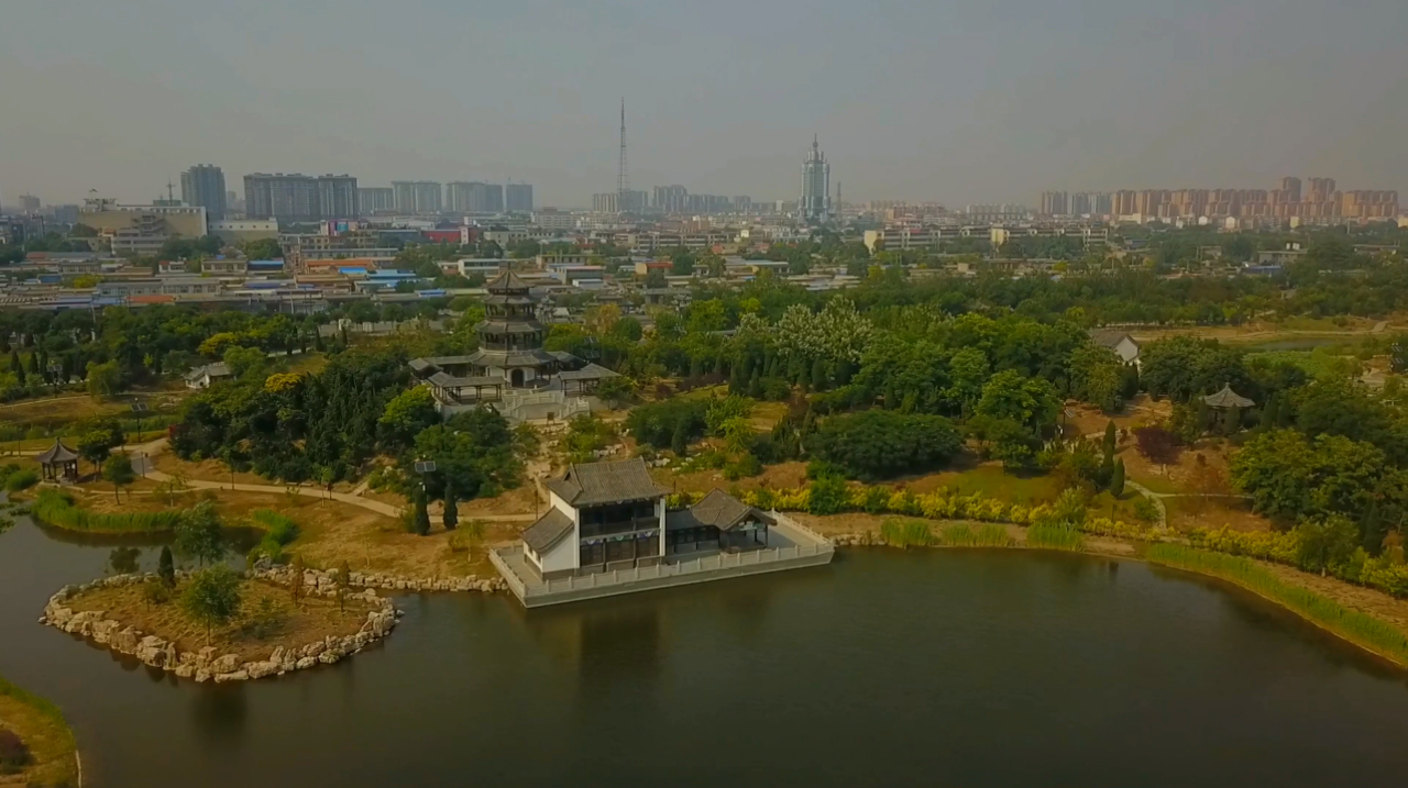 [图]航拍河北省河间市瀛海公园,河间人赏花玩水的必去景点