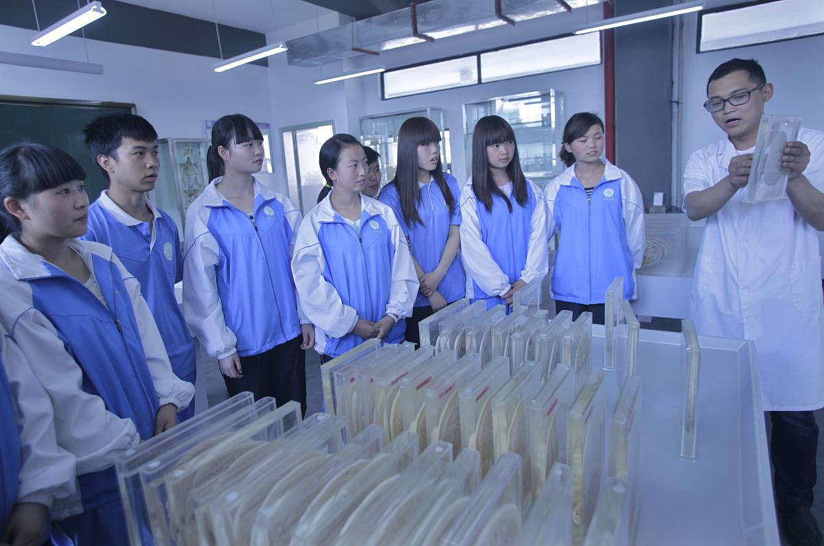 毕节医学高等专科学校临床医学专业怎么样？优势与不足分析