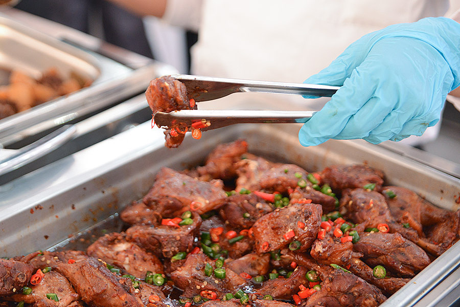 10万块起步的生意创业项目：从网店到礼品定制，总有一款适合你！