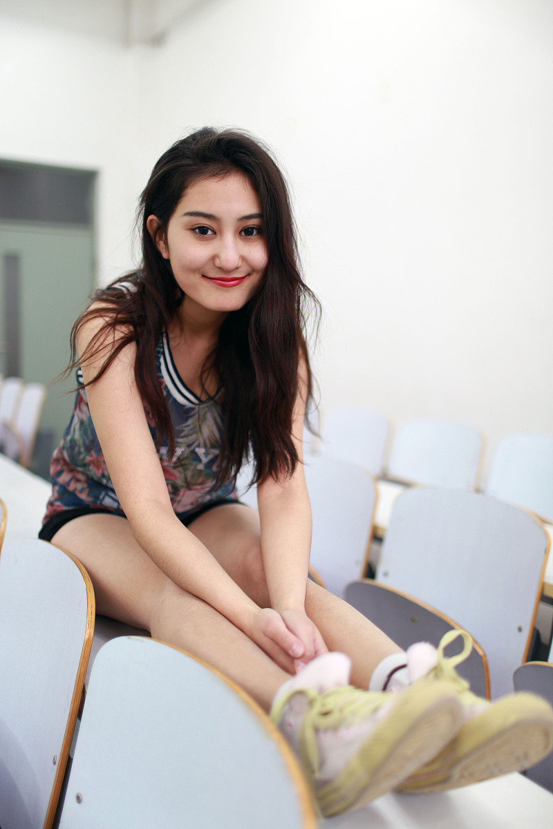 坚持的力量 -  一首关于梦想与奋斗的流行歌曲