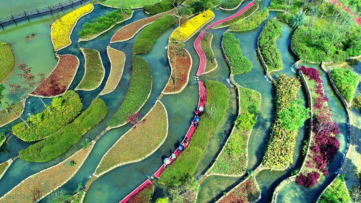 重庆市万盛职教中心春季招生简章：专业丰富，培养全面人才