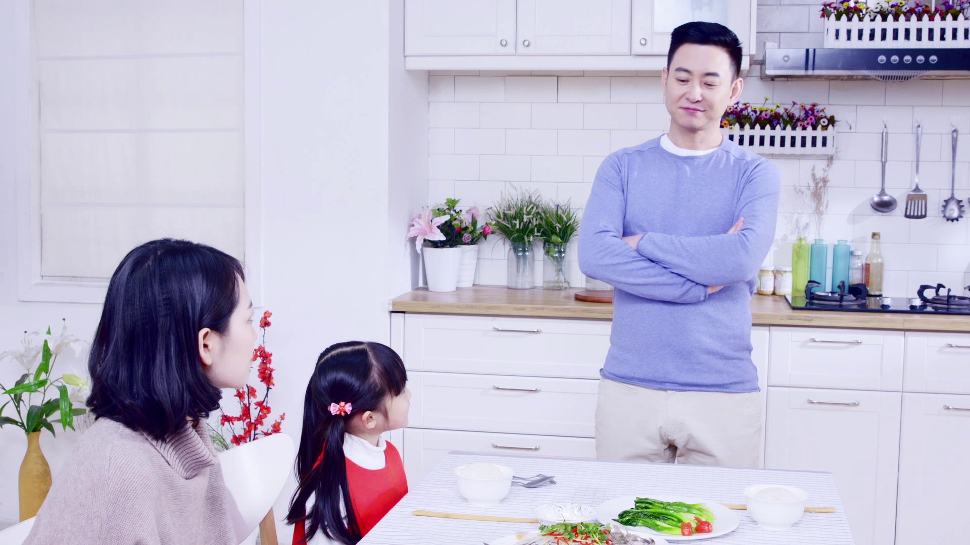 妈妈不下厨,看爸爸如何搞定一桌营养午餐