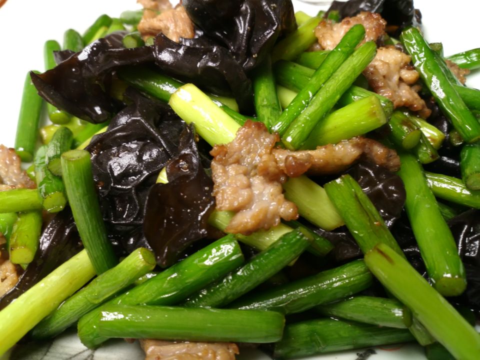 蒜苔和它才是绝配,这样炒出来非常的好吃!