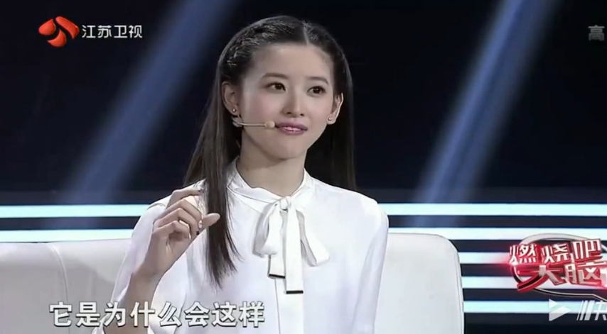 奶茶妹章泽天数学天才,智商情商也惊人,现场变成教学堂!