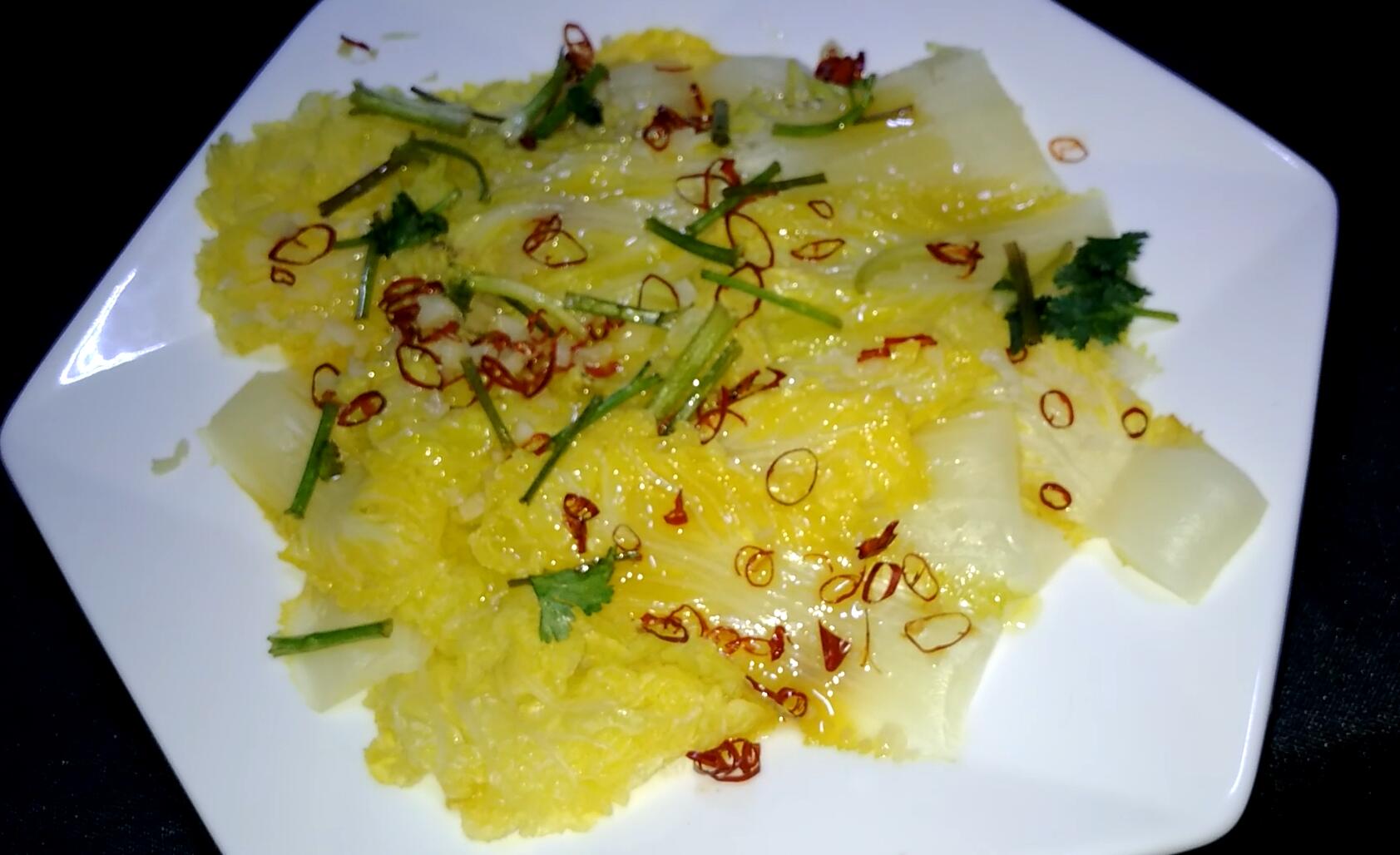 娃娃菜别再做配菜,蒸完之后加点料,比肉都好吃,大厨看了都点头