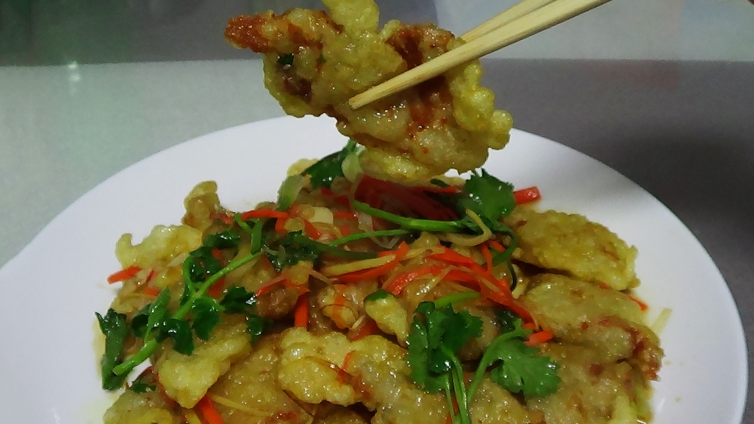 锅包肉最好吃的做法,掌握两个窍门就可以,酸甜酥脆,果断收藏!