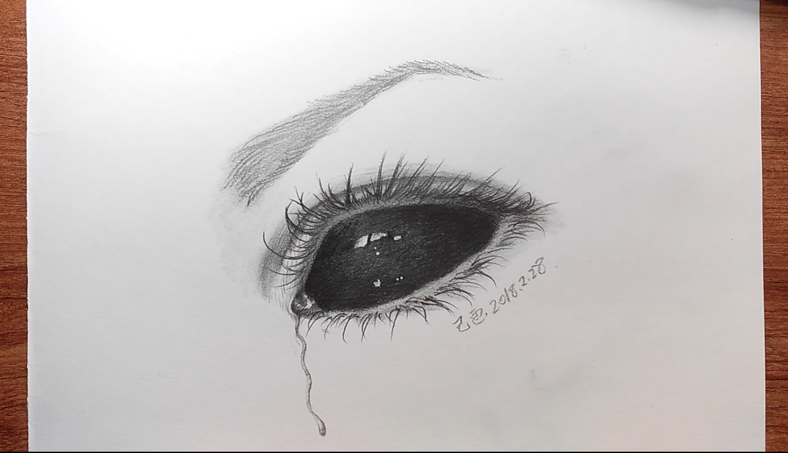 还在规规矩矩的画素描?来点不一样的吧!