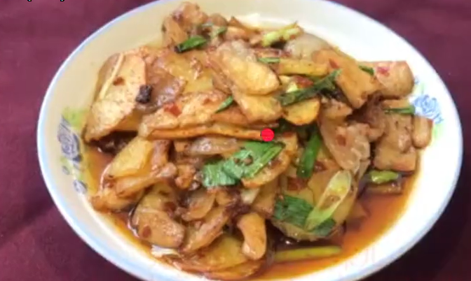 土豆回锅肉这样做简单又下饭,好吃到爆!