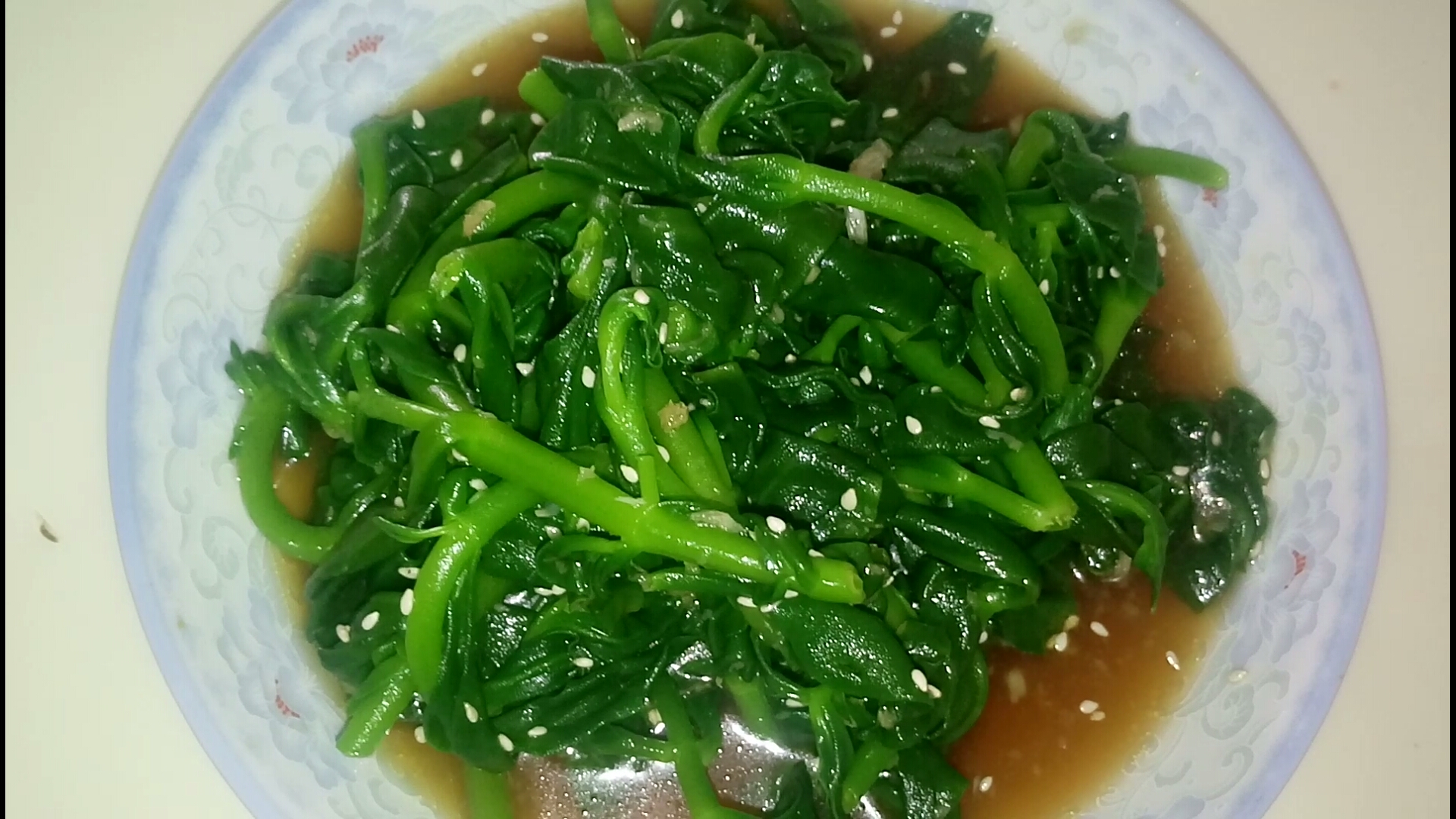 凉拌田七菜,增强体质舒经活血味道也很不错哦