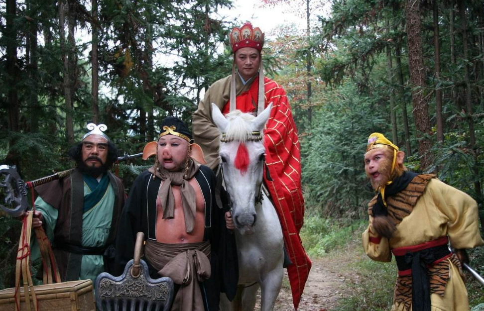 西游记中那么多妖魔,为什么观音独独挑中了黑熊怪做守山大神?
