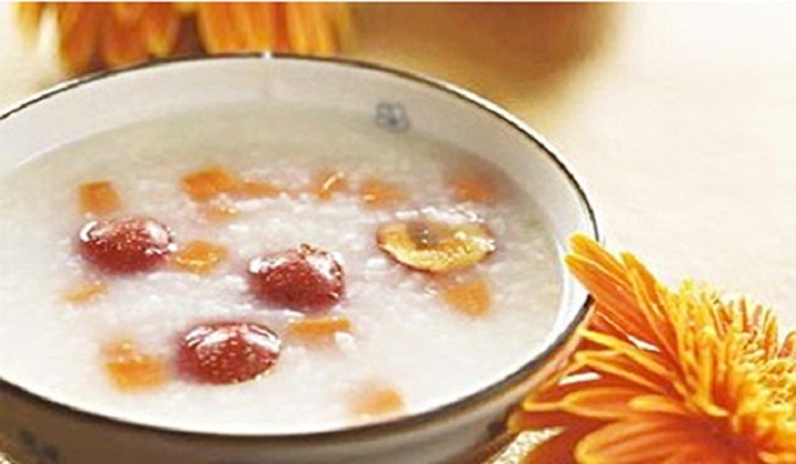 不用花冤枉钱,每天一碗这款祛斑养颜粥,越吃越年轻!