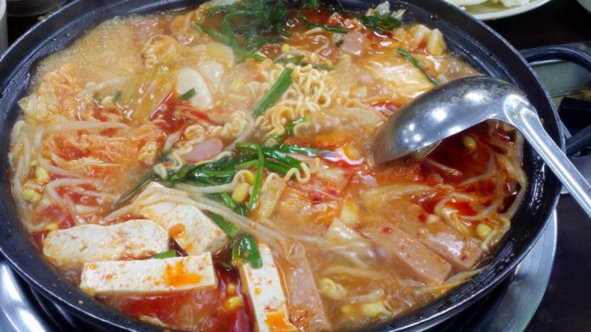 吃火锅别瞎点,尤其是这6种相克食物最忌讳,偏偏很少人知道