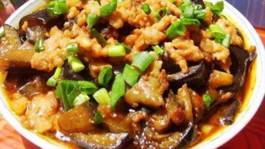 拿肉都不换的小炒茄子,做法简单味道鲜美,吃一次就忘不掉!