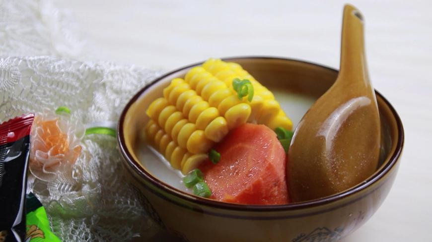 炖一锅排骨汤,加“神秘”配料,大饭店的做法!