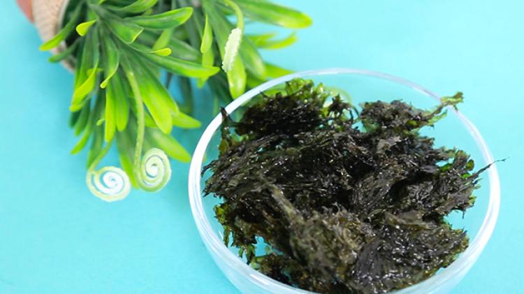 烤紫菜原来这么好吃!这样的做法简单健康,一定要做给孩子吃