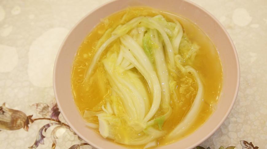 百菜不如白菜,用鸡汤煮的白菜,味浓汤鲜,根本停不下来!