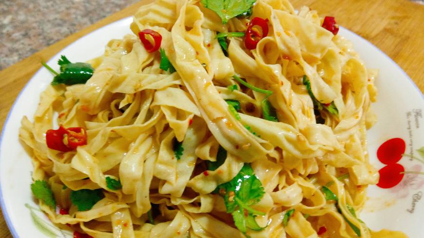 凉拌“人造肉”,虽然不是肉,但做出来却比肉好吃百倍