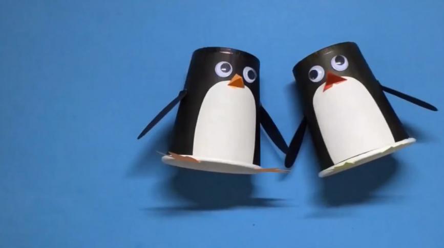 用纸杯做出来的小企鹅也太像了,可爱死了