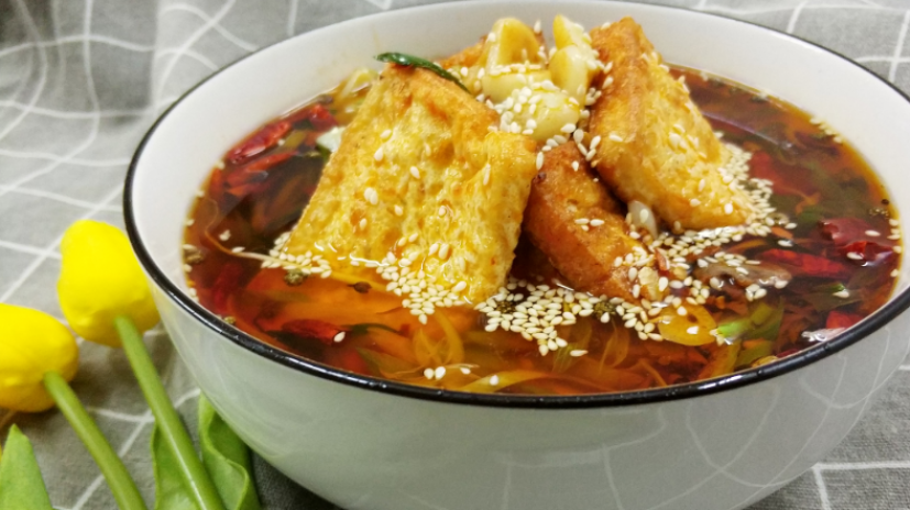 厨师长教我川菜革新“水煮豆腐”,没想到比水煮肉片的味道还好吃