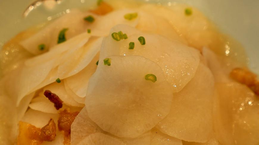 舌尖上的湖北,超级美味的萝卜炒肉,吃出本味,待客美食佳肴!