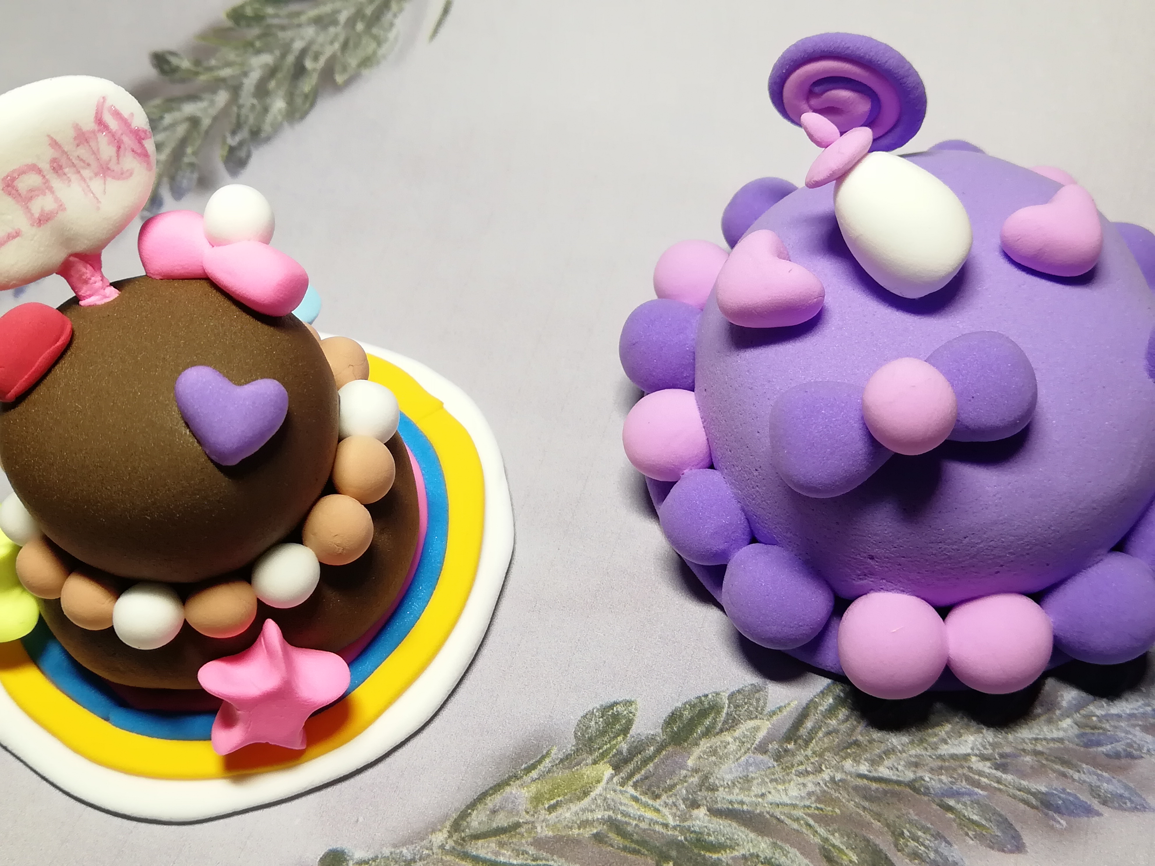 自己动手做一个生日蛋糕,粘土作品不是用来吃的哦