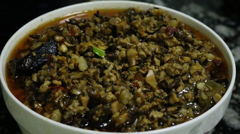 炒杂酱的杂酱面怎么做好吃,教你这样做简单又好吃,让你一看就会