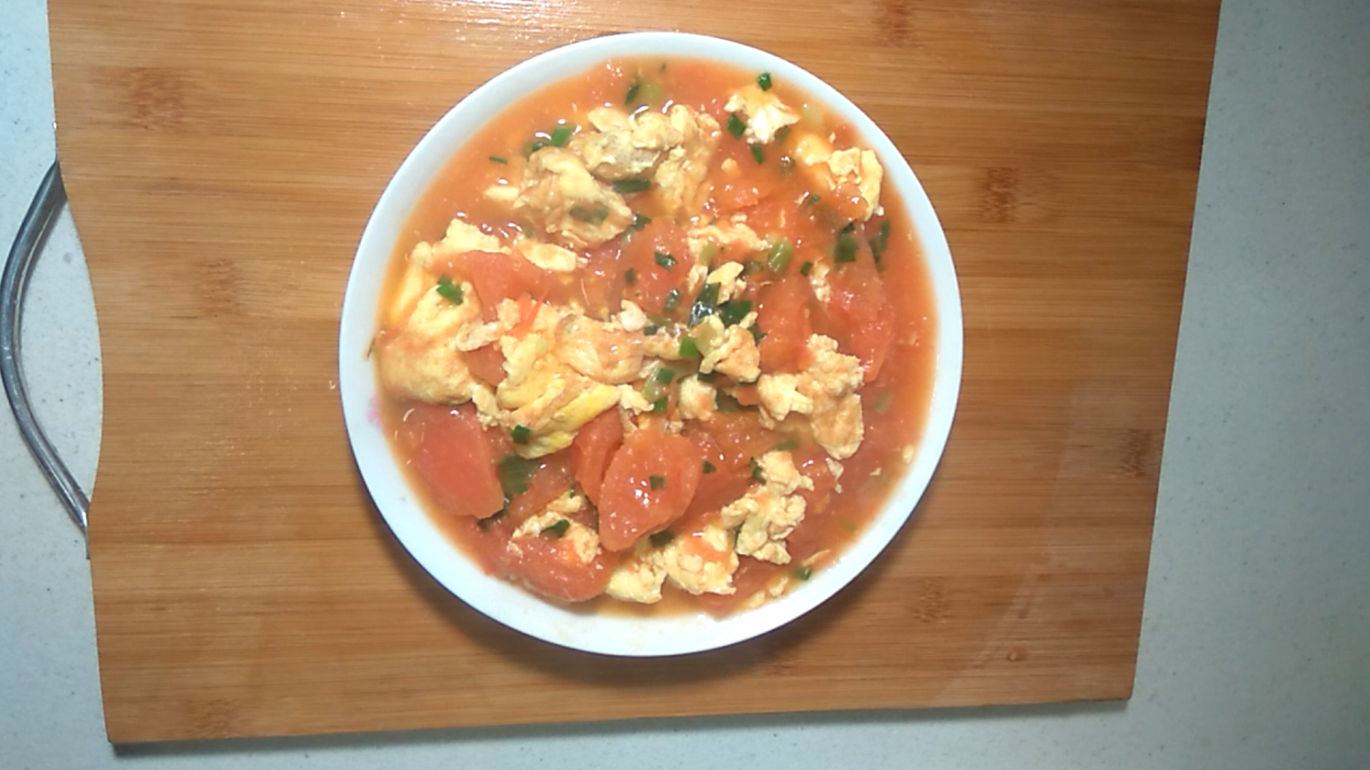 家常菜:西红柿炒鸡蛋更好的做法,色泽鲜艳,老少都喜欢