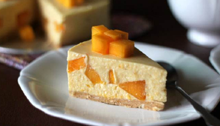 现在正是吃芒果的季节,在家试着做芒果蛋糕,不用烤箱看一遍就会