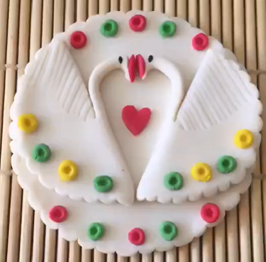 面食DIY:小哥哥手真是太巧了,特别好看的天鹅,一起来制作吧!